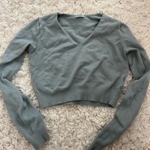Linda Top sage green lightly worn